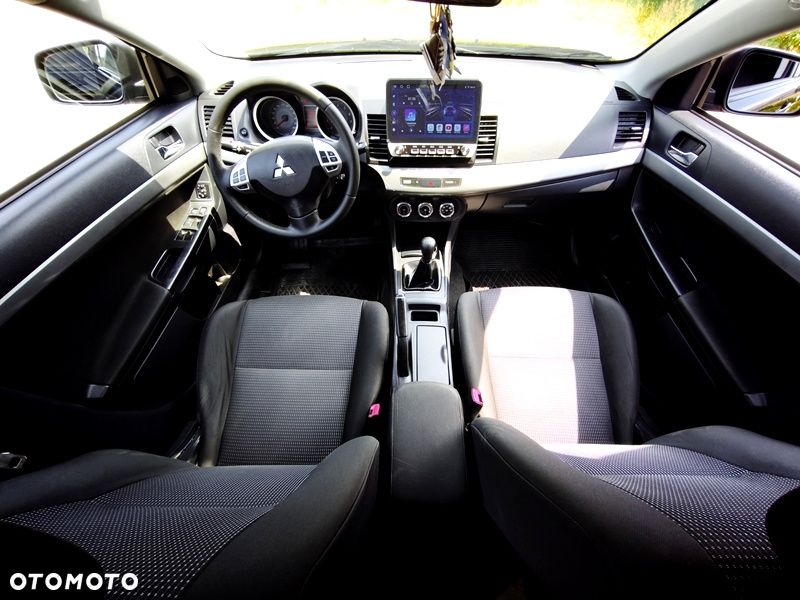Mitsubishi Lancer 1.8 Instyle NAVI - 7