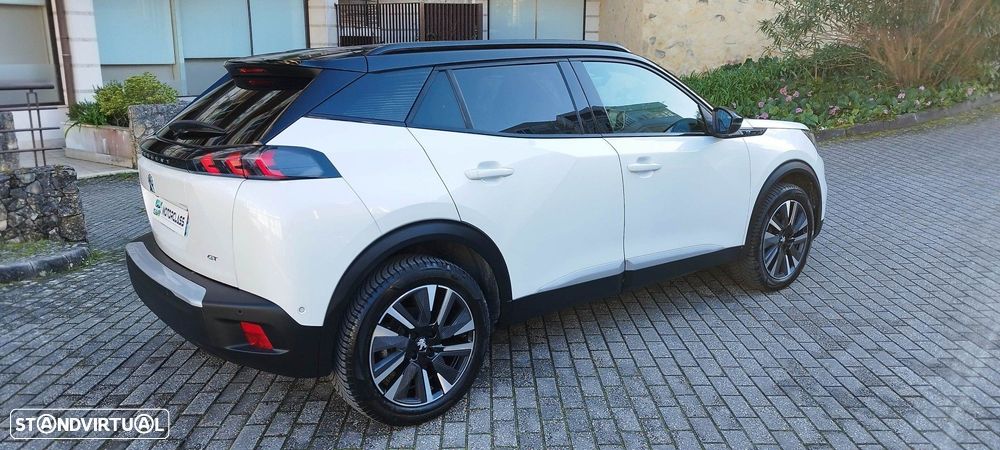 Peugeot e-2008 50 kWh GT - 5