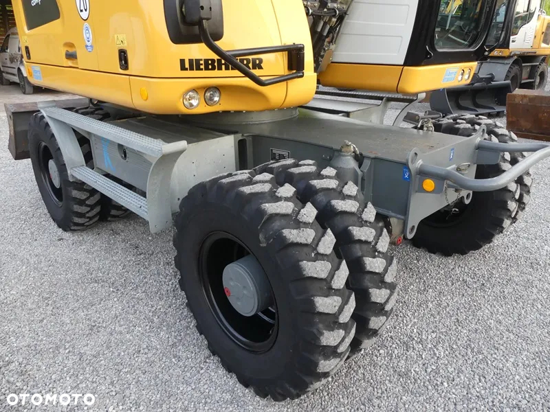 Liebherr A914 Compact / z Niemiec / 7740mtg / - 28