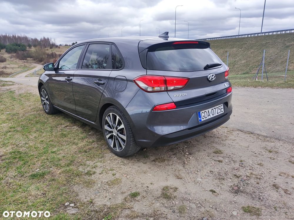 Hyundai i30 1.6 CRDI DCT Passion - 4