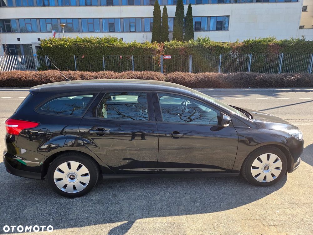 Ford Focus 1.5 EcoBoost Trend ASS - 6