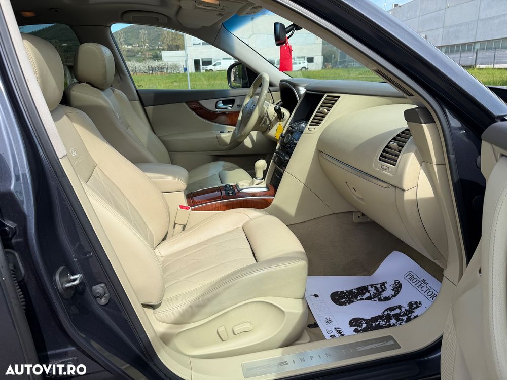 Infiniti FX 30 FX30d AWD Aut. S Premium - 10