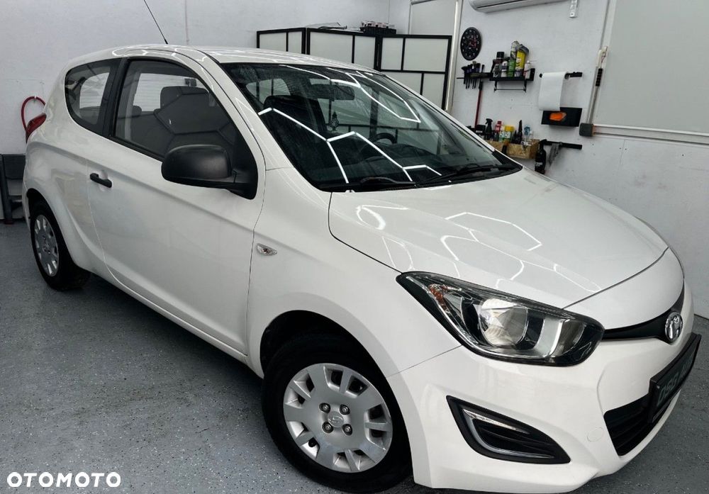 Hyundai i20 - 12