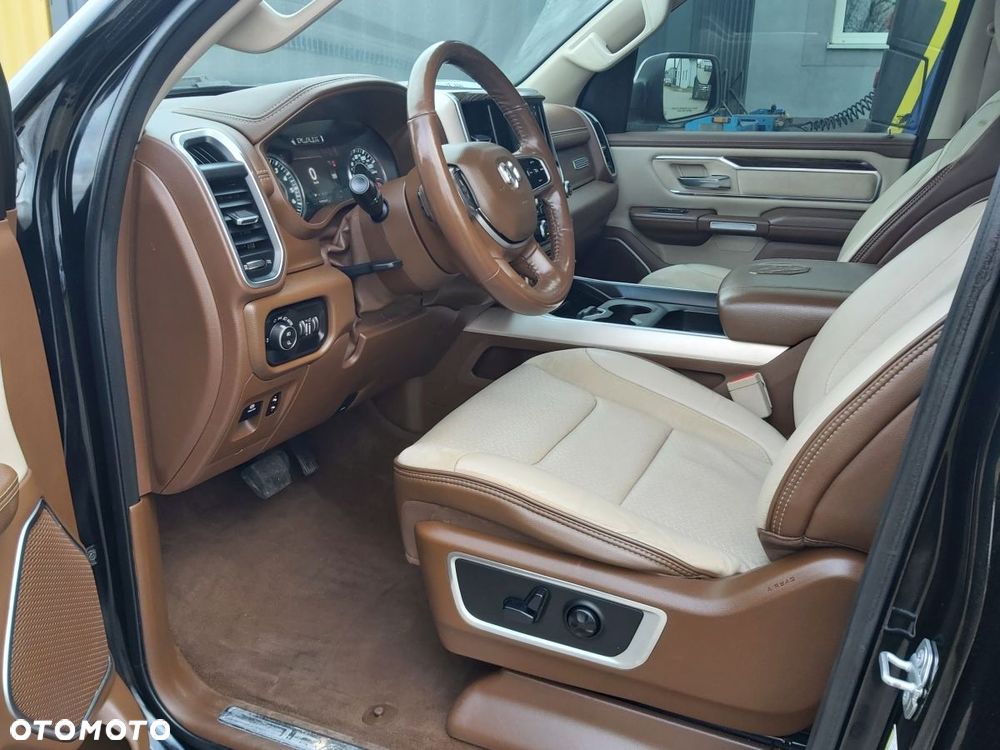 RAM 1500 - 29