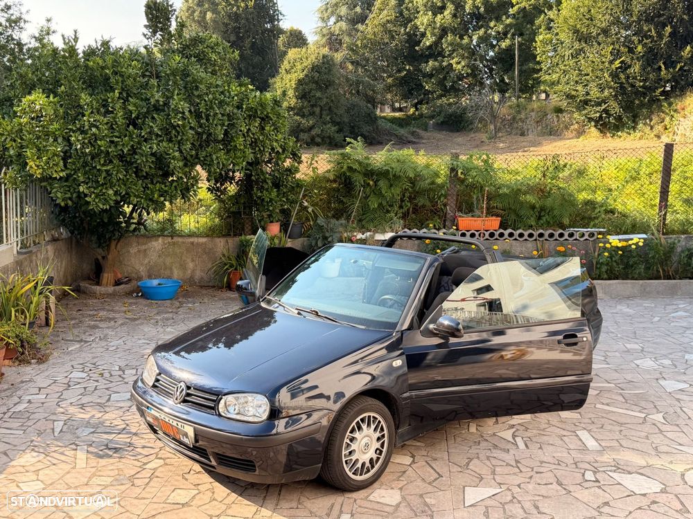 VW Golf 1.6i Highline - 1
