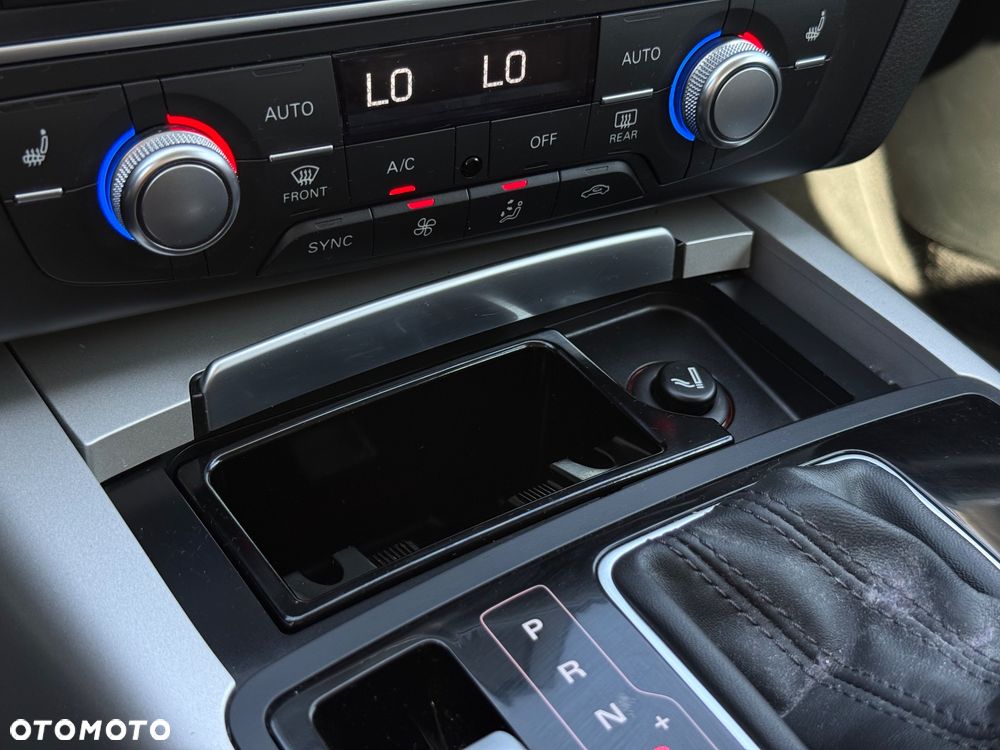 Audi A6 Avant 2.0 TDI Ultra DPF S tronic - 23