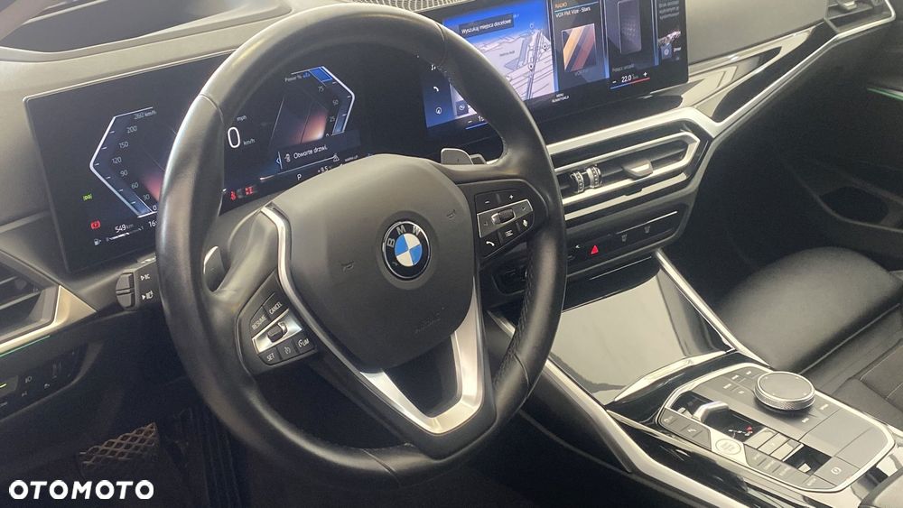 BMW Seria 3 320d xDrive mHEV - 17