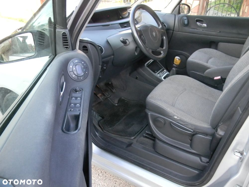 Renault Espace 2.0 dCi FAP Navitech - 17