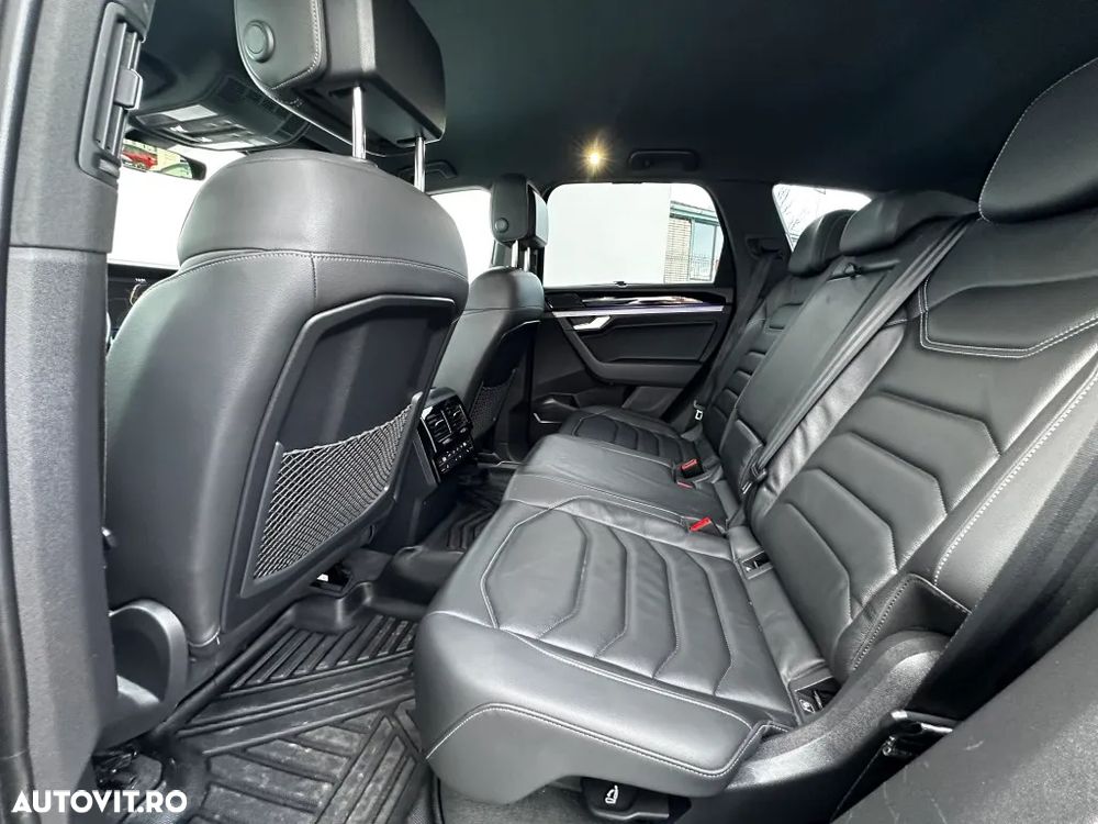 Volkswagen Touareg 3.0 V6 TDI 4Motion DPF Automatik R-Line - 9