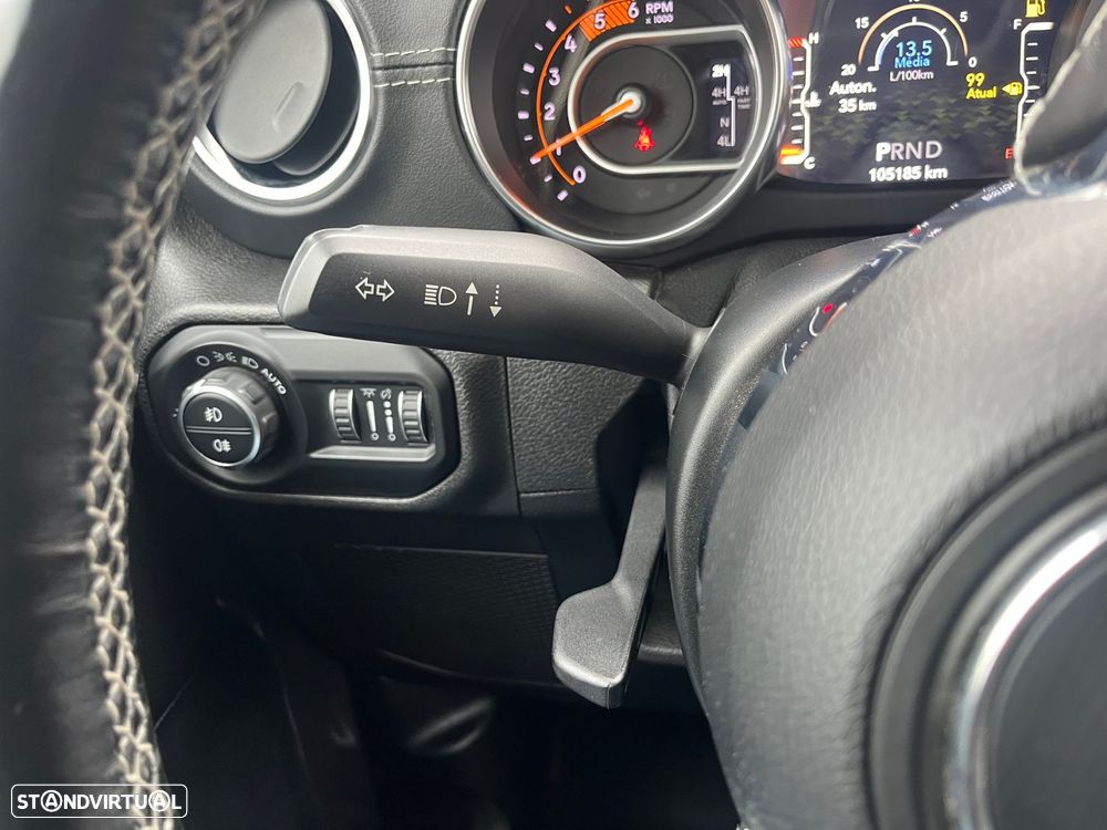 Jeep Wrangler Unlimited 2.2 CRDi AWD Auto Sky One-Touch Sahara - 25