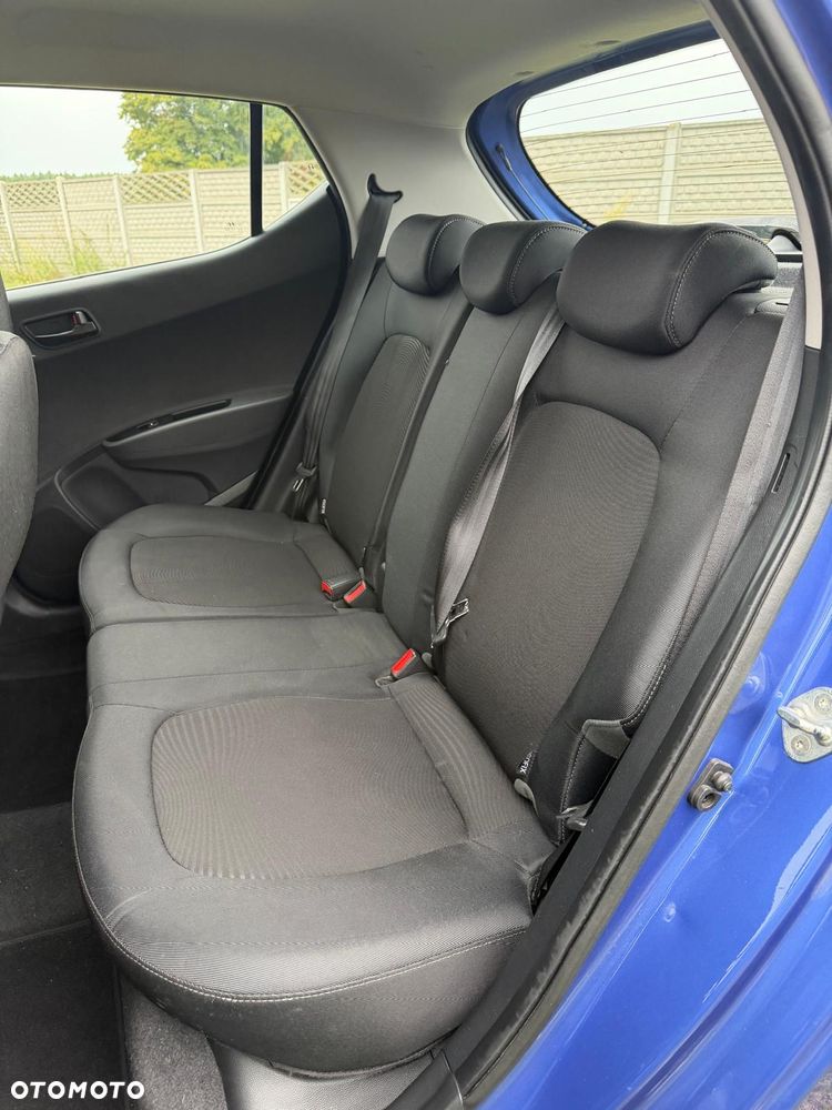 Hyundai i10 - 24
