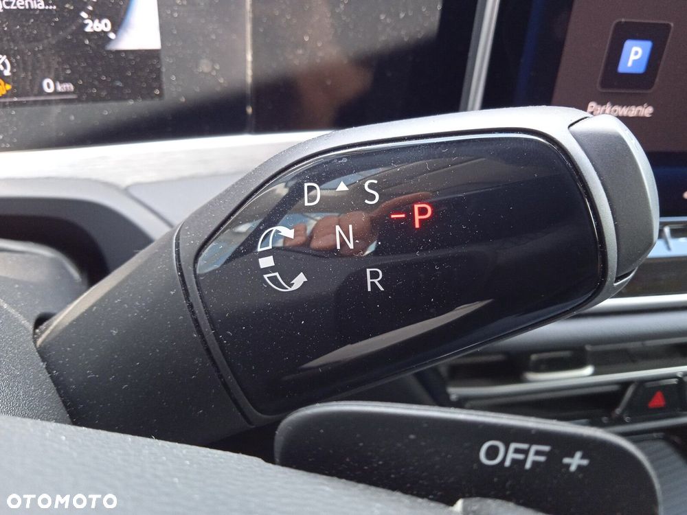 Volkswagen Passat 1.5 TSI EVO Elegance DSG - 23