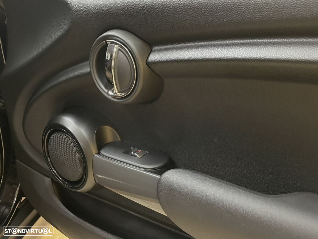 MINI 3 Portas One Sport Edition - 29