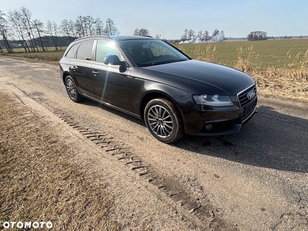 Audi A4 Avant 2.0 TDI DPF Ambition - 2