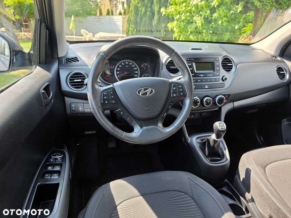 Hyundai i10 1.0 Premium - 11
