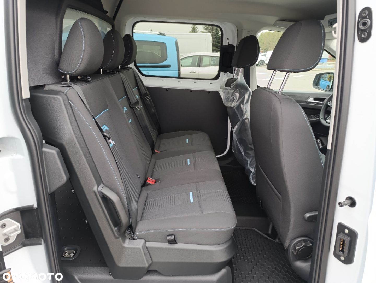 Ford Transit Connect - 16