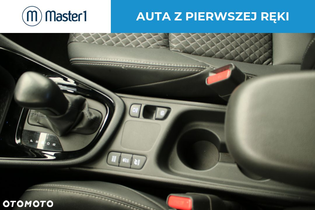 Toyota Yaris Hybrid 1.5 Selection Style - 19