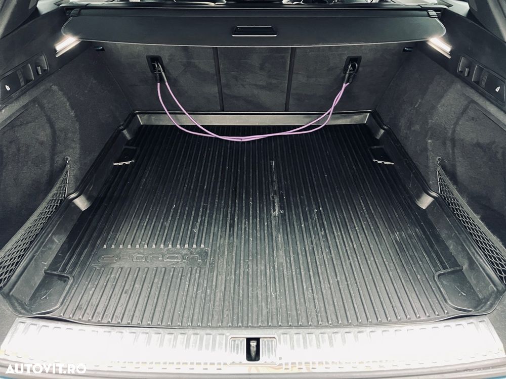 Audi e-tron 55 quattro S line - 21