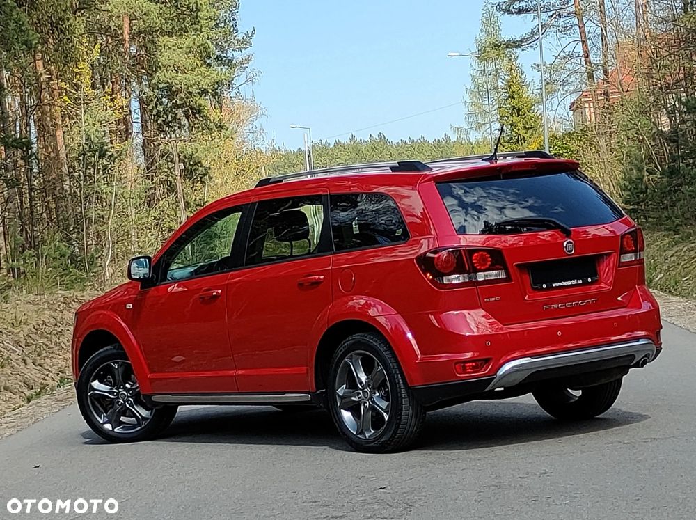 Fiat Freemont 2.0 Multijet 16V DPF Automatik Allrad Lounge - 16