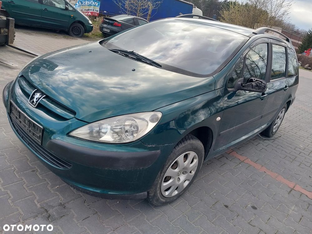 Peugeot 307 SW Kombi silnik 1.6 16v Benzyna skrzynia biegów drzwi klapa zderzak maska błotnik KSUD lampa szyba hak holowniczy moduł BSI BSM B4 osłona listwa fotel maglownica zacisk pompa panel konsola radio mechanizm wydech NA CZĘŚCI - 5