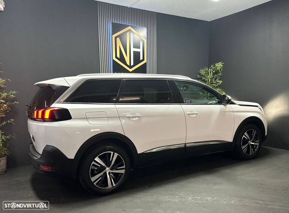 Peugeot 5008 1.2 PureTech Allure EAT6 - 5