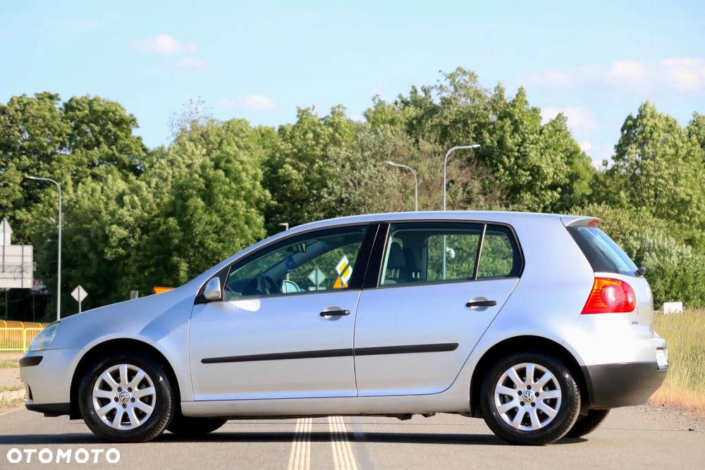 Volkswagen Golf 1.6 Trendline - 3
