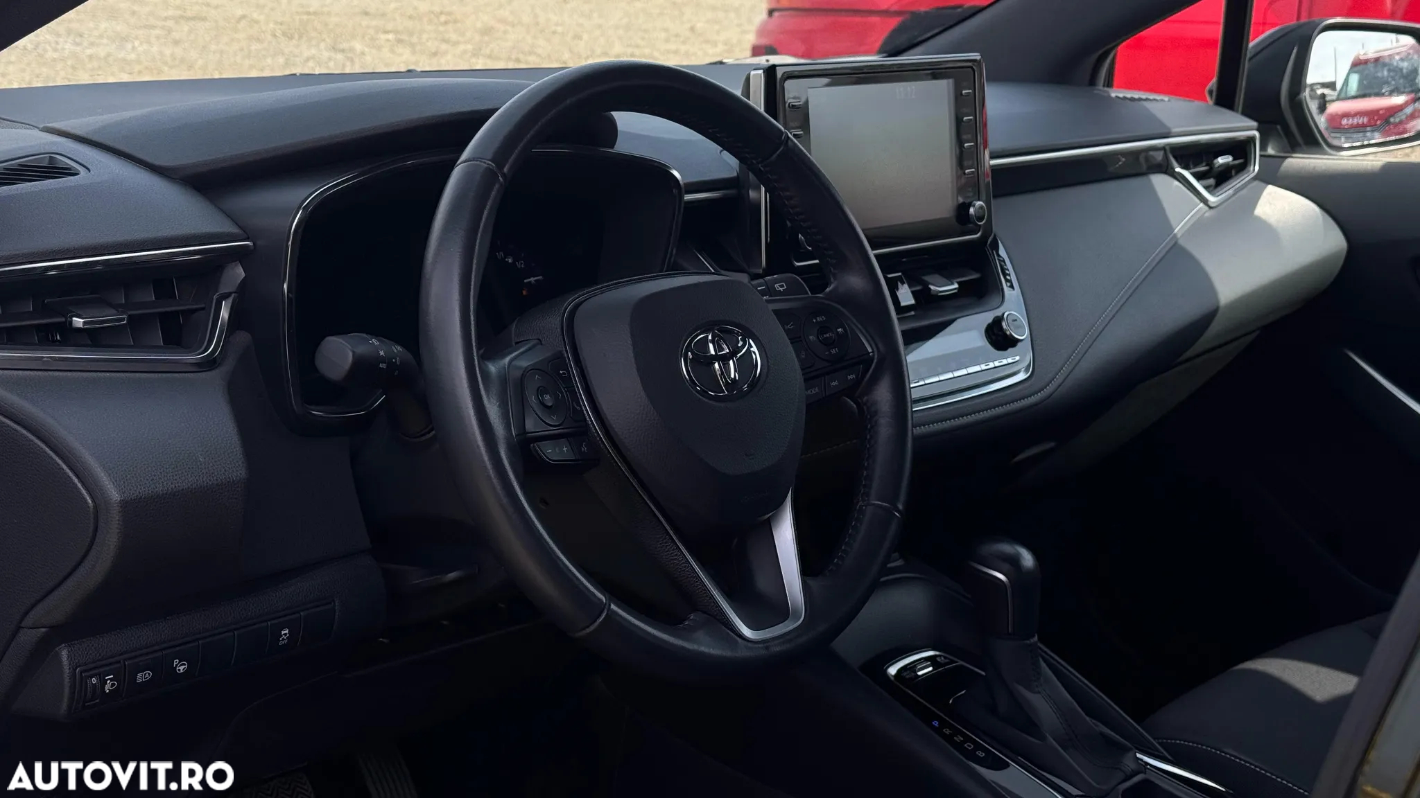 Toyota Corolla 1.8 Hybrid GR Sport - 11
