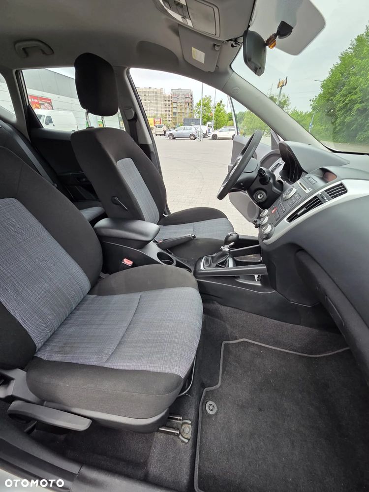 Kia Ceed - 9