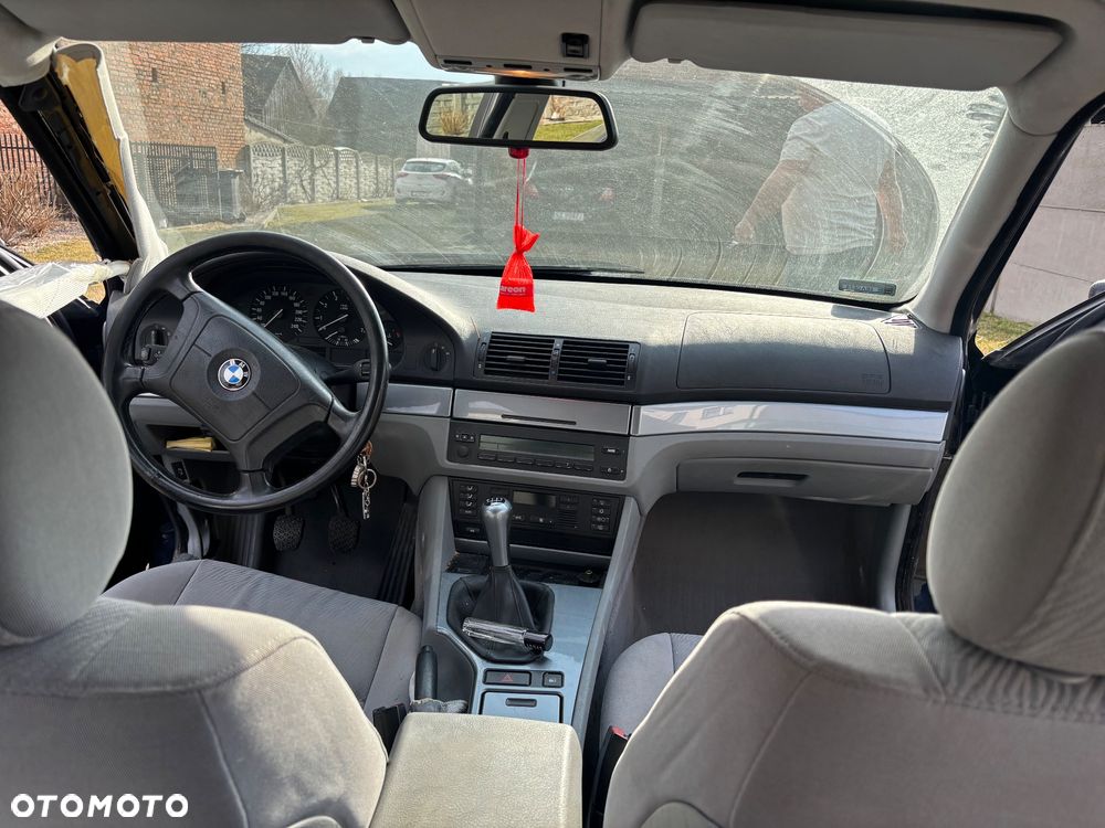 BMW Seria 5 - 10