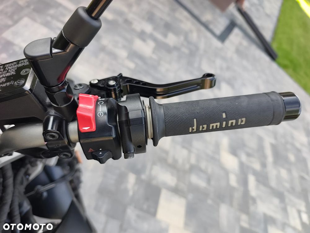 Yamaha MT - 18