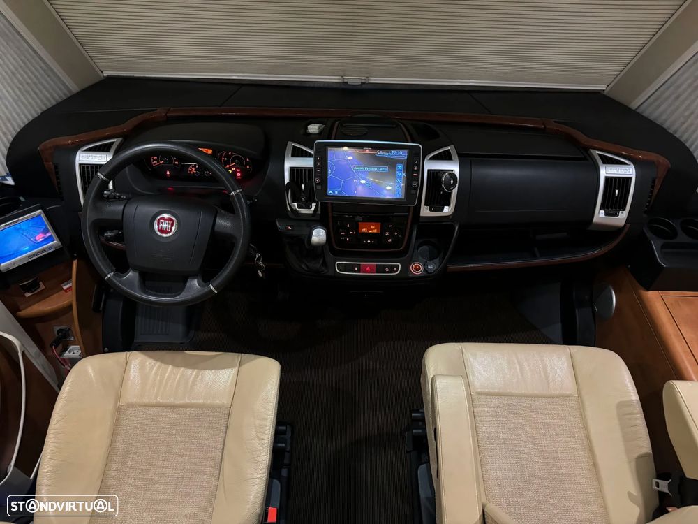 Carthago Chic C-Line 5.0 3.0JTD  (CAMA CENTRAL) - 12