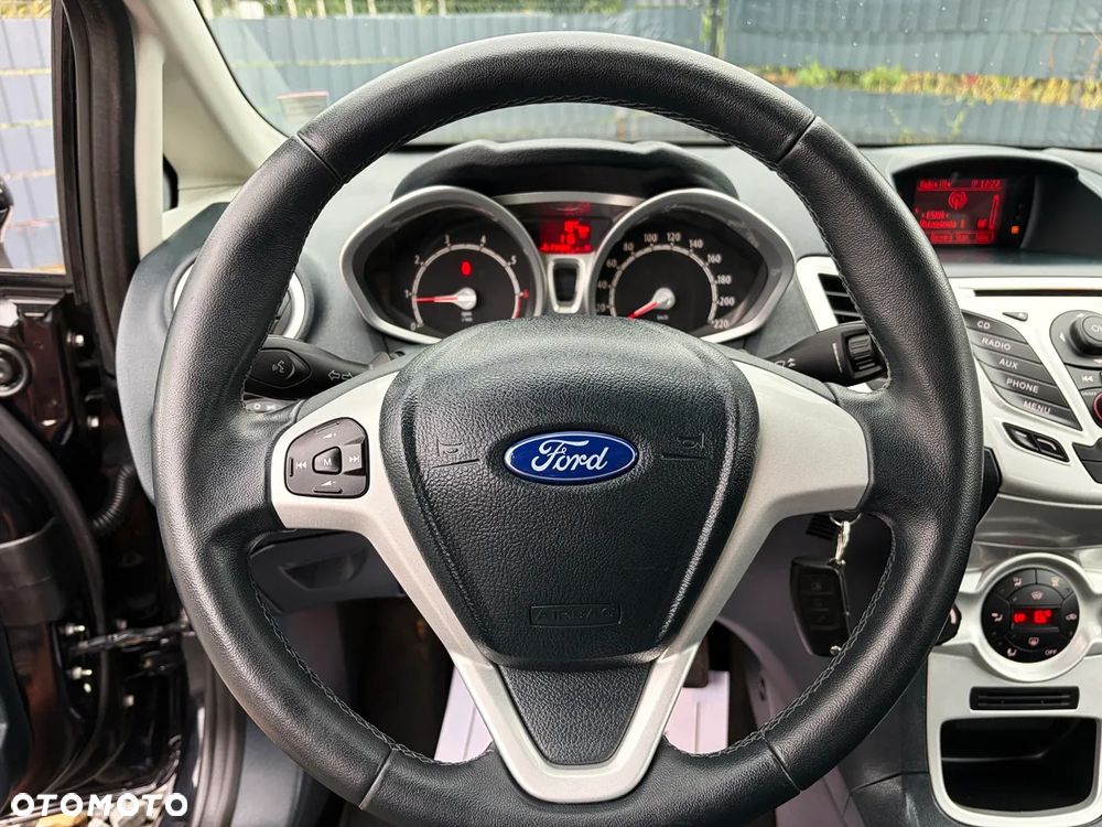 Ford Fiesta 1.25 Titanium X - 35