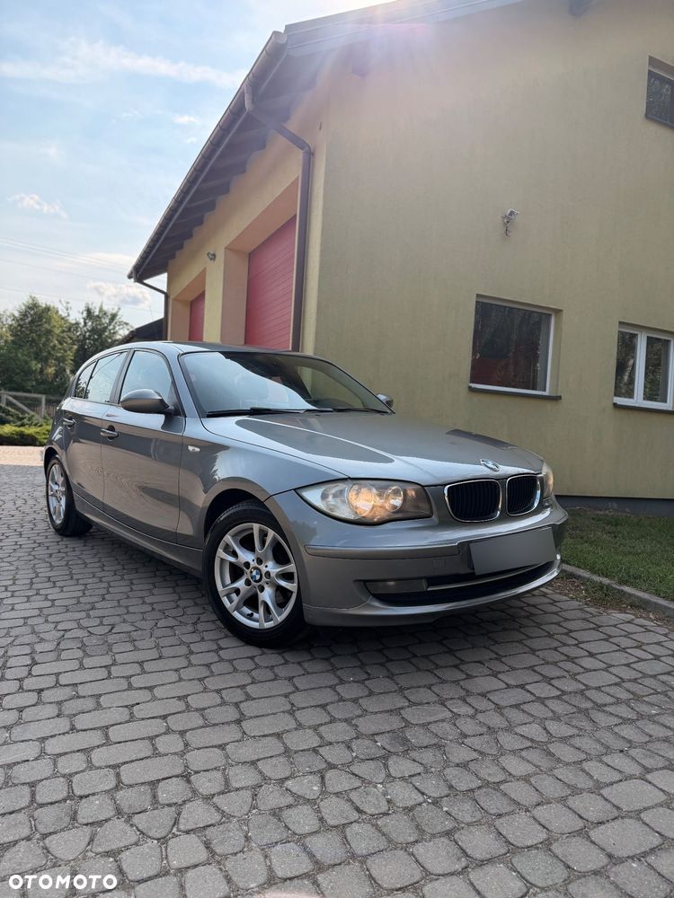 BMW Seria 1 118i Edition Sport - 10