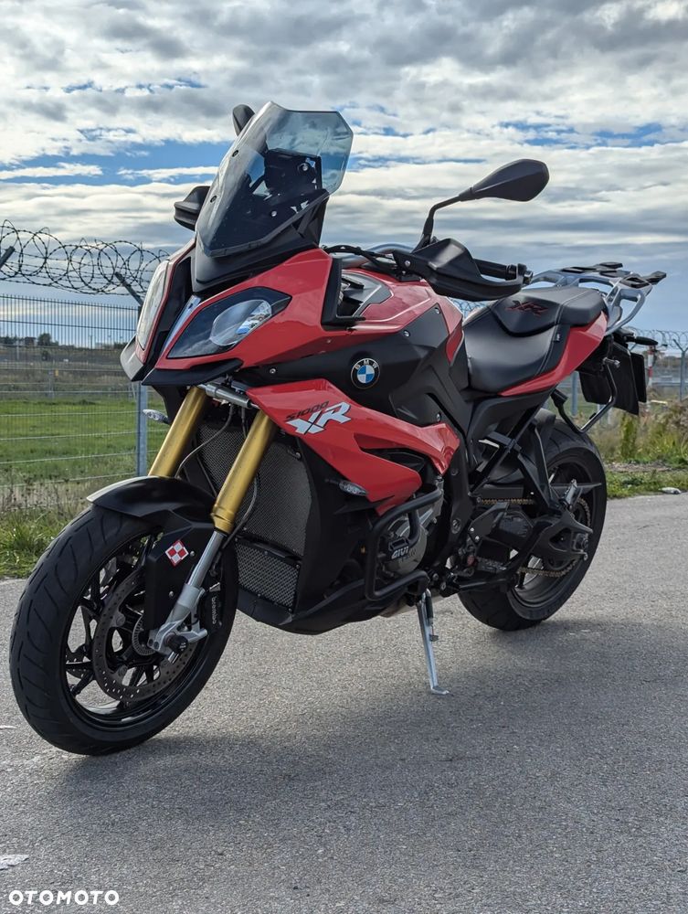 BMW XR - 32