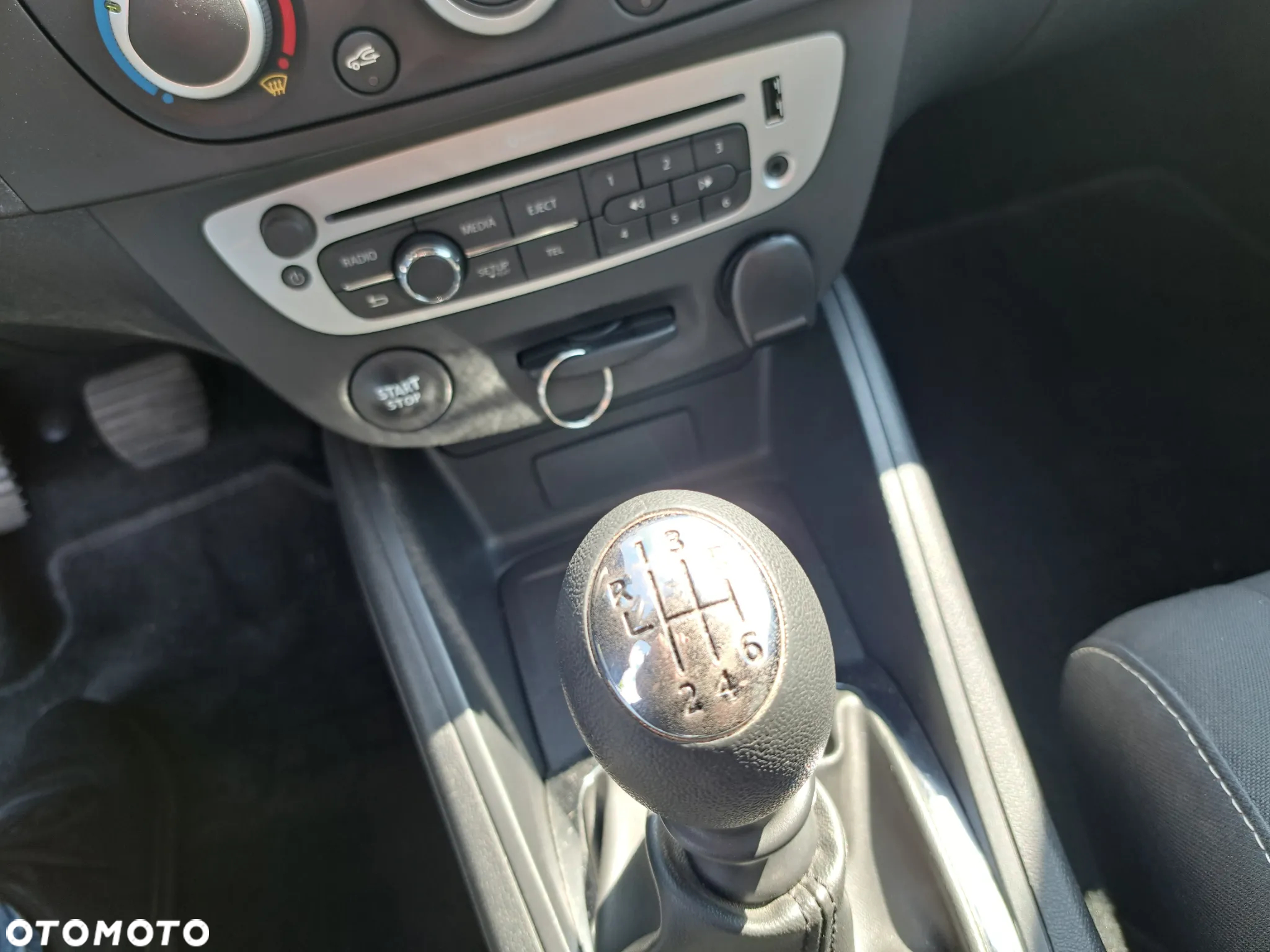 Renault Megane 1.6 16V 110 Paris - 14