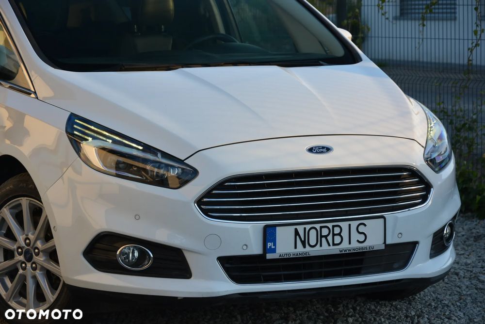 Ford S-Max 2.0 TDCi Titanium - 23