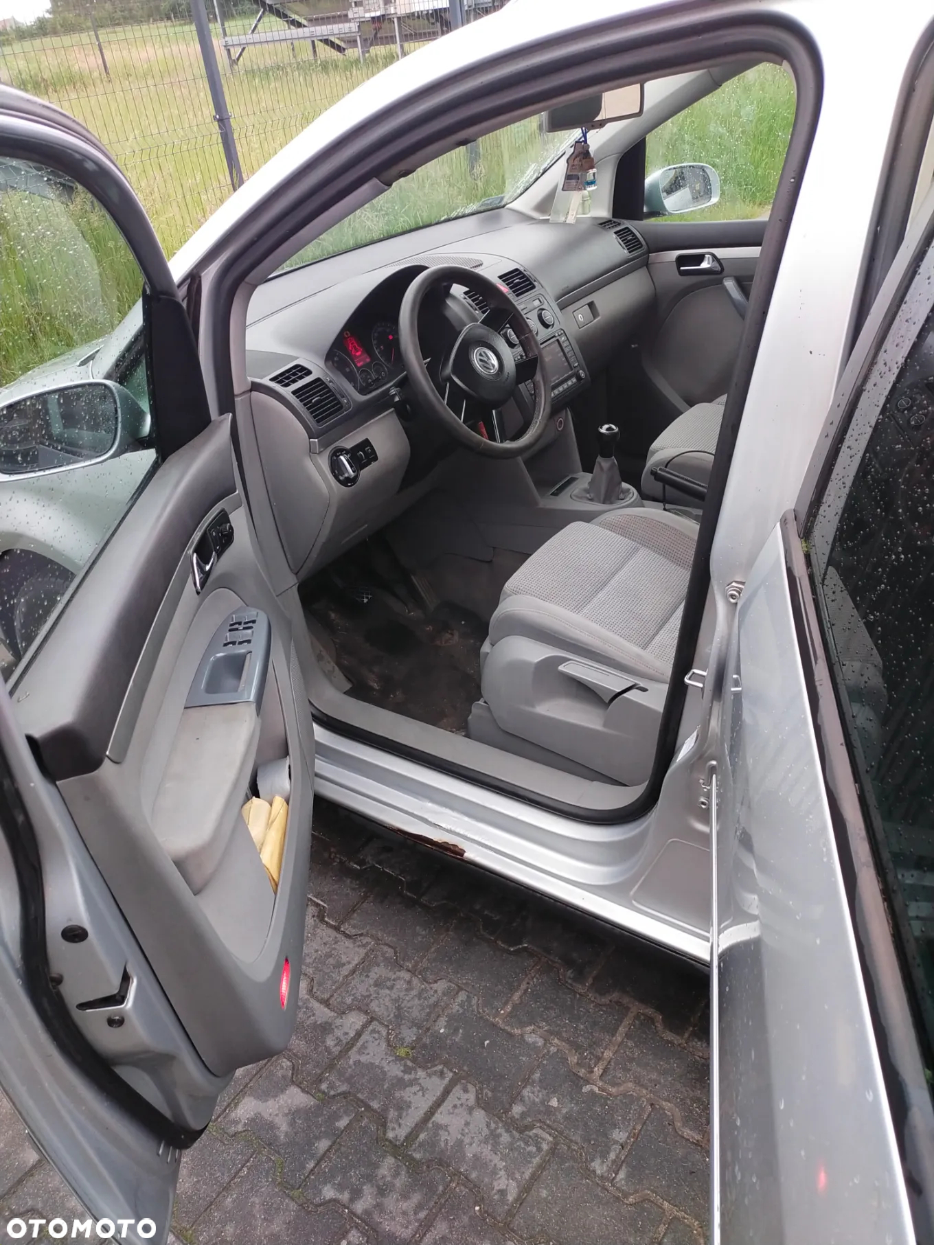 Volkswagen Touran 2.0 TDI Highline - 8