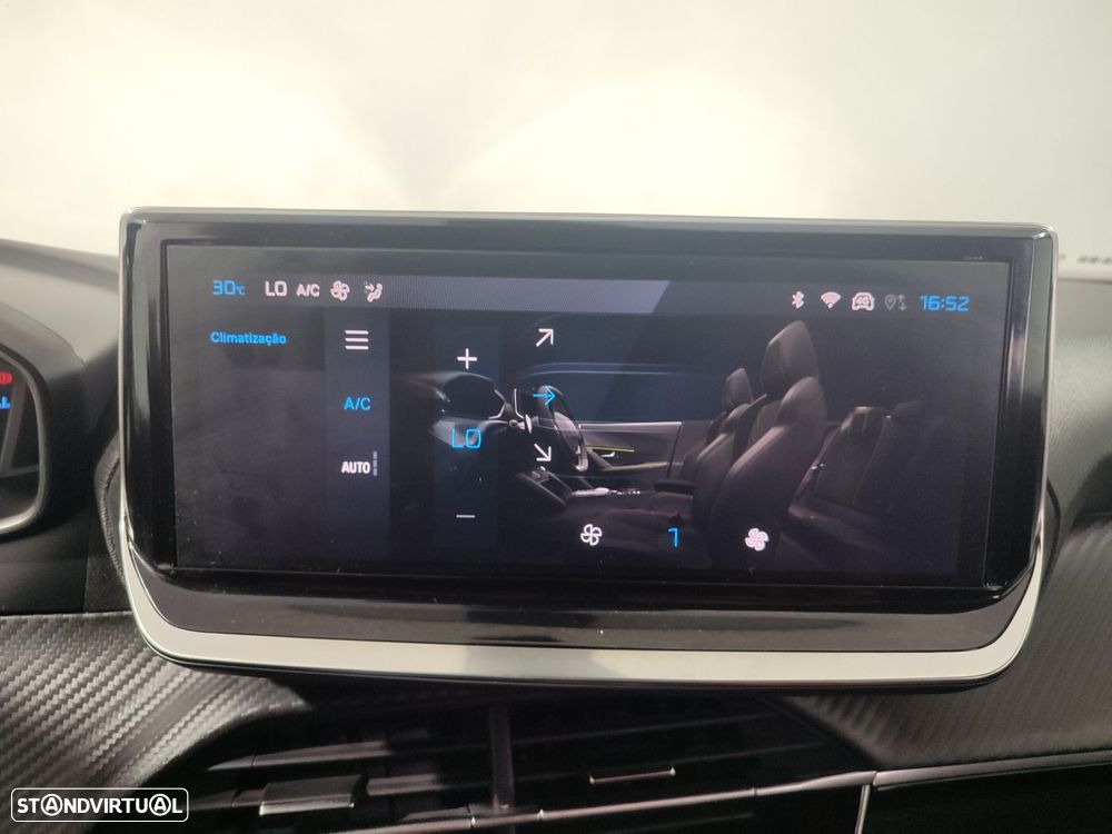 Peugeot 2008 1.2 Hybrid Allure e-DCS6 - 23