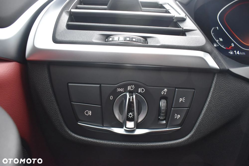 BMW X4 xDrive20i mHEV sport - 24