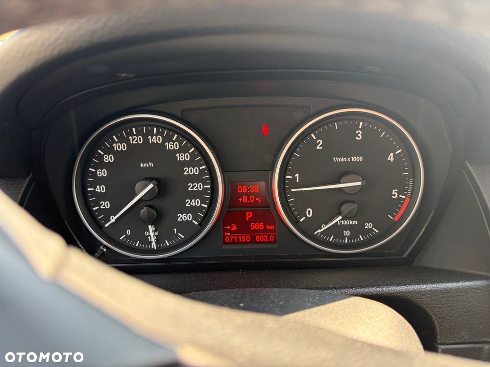 BMW X1 sDrive18d - 1