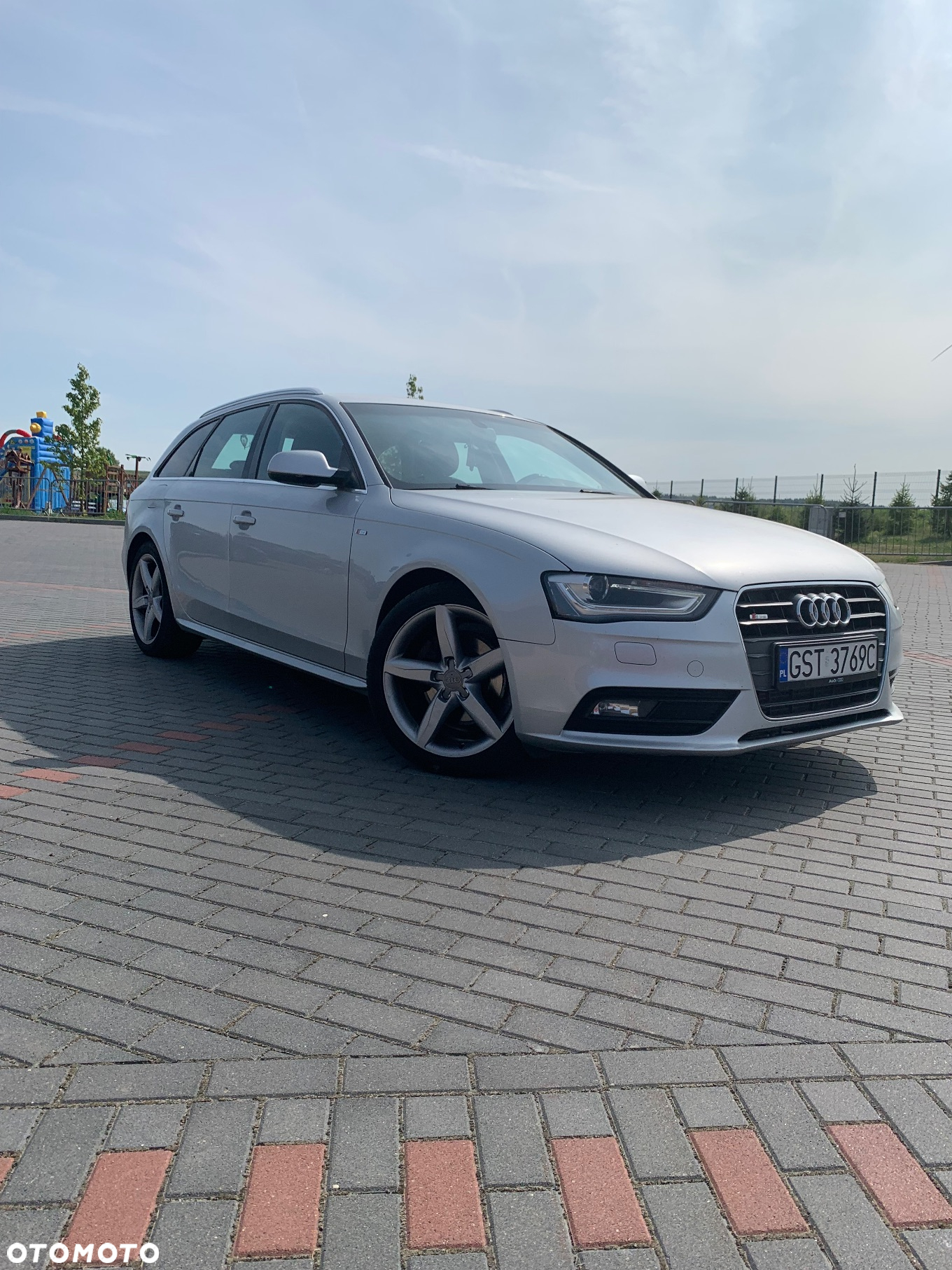 Audi A4 Avant 2.0 TDI - 10