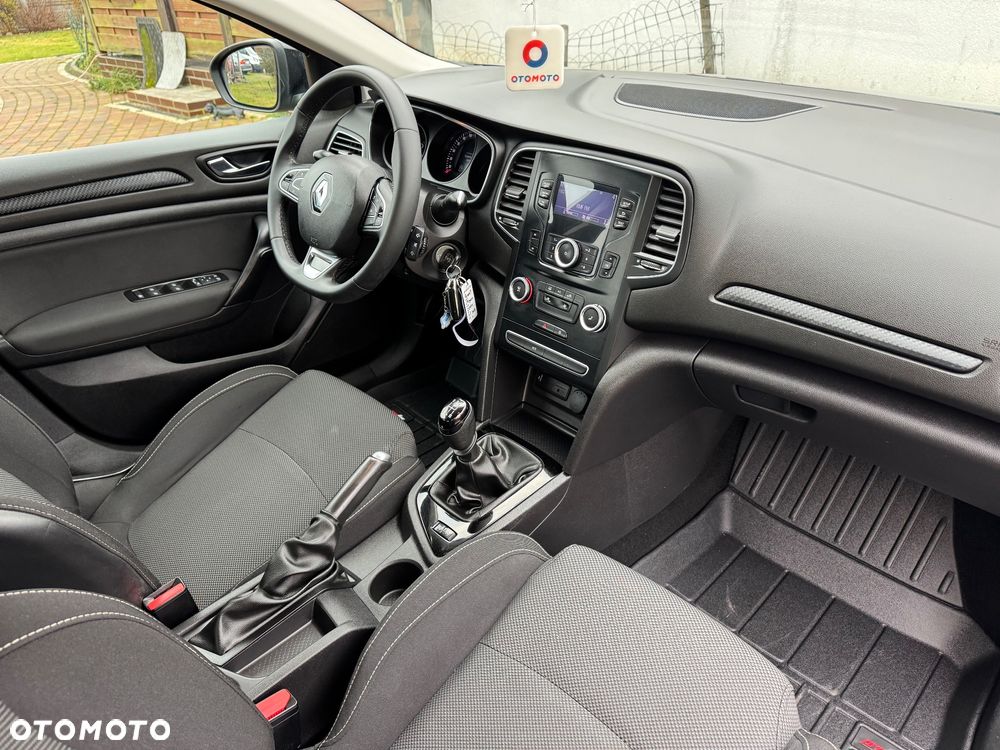 Renault Megane 1.6 SCe Life - 26
