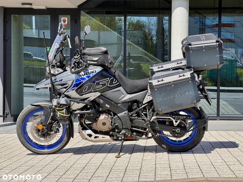 Suzuki V-STROM - 16