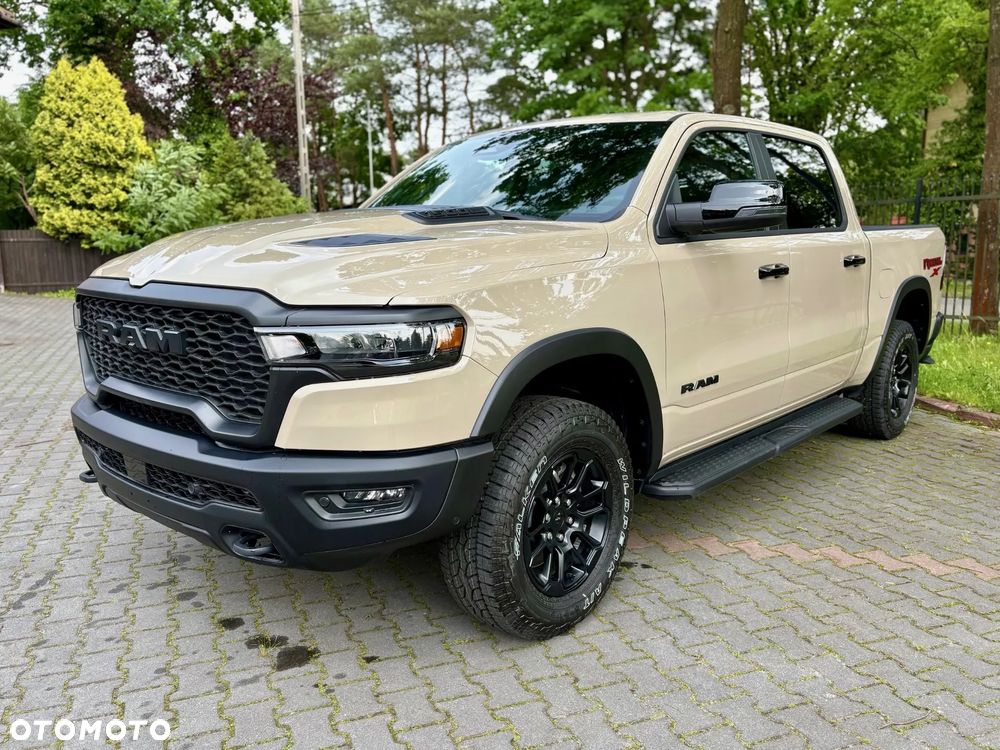 RAM 1500 - 9