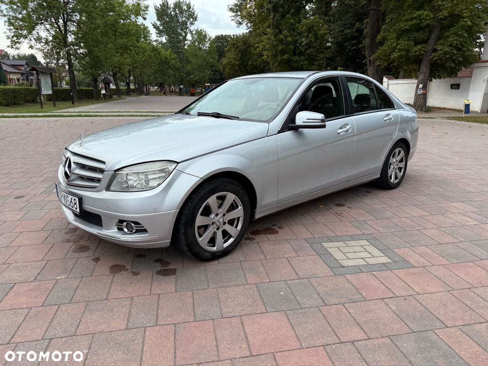 Mercedes-Benz Klasa C 220 CDI Elegance - 31
