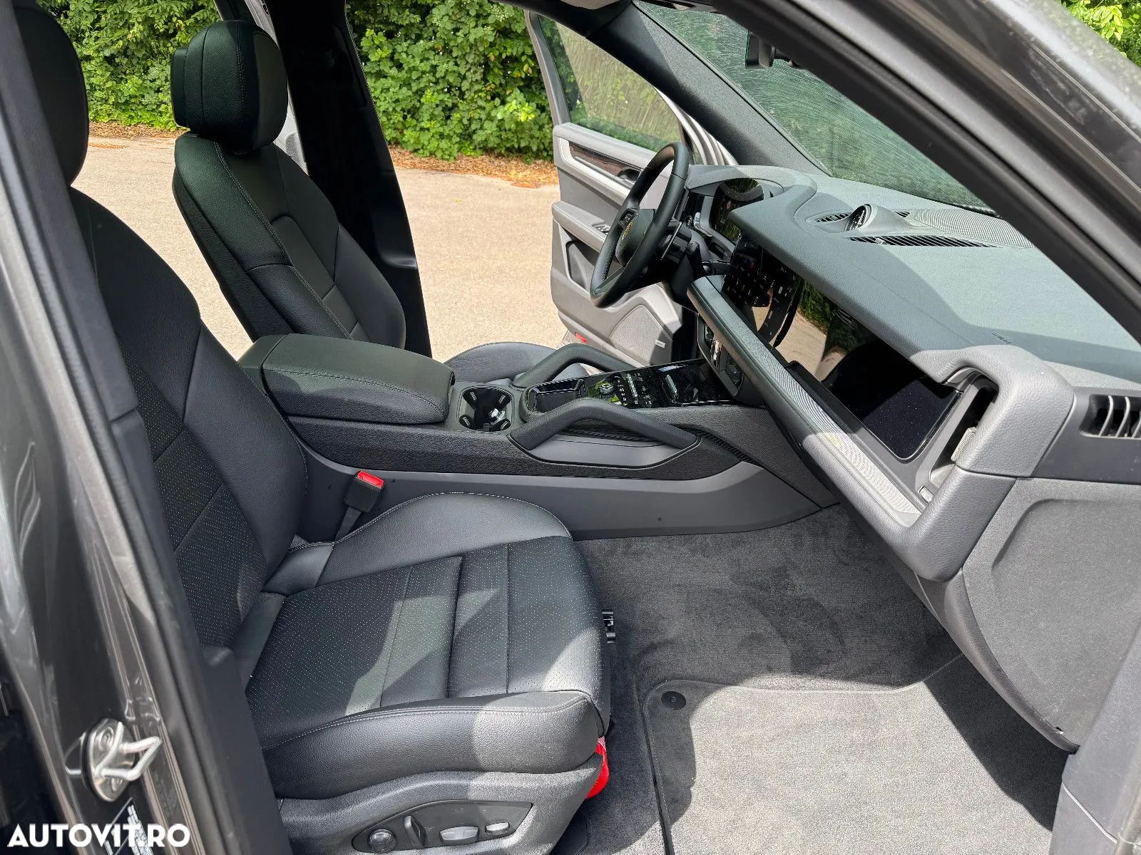 Porsche Cayenne - 11