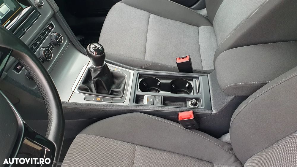 Volkswagen Golf 1.2 TSI BMT Trendline - 17