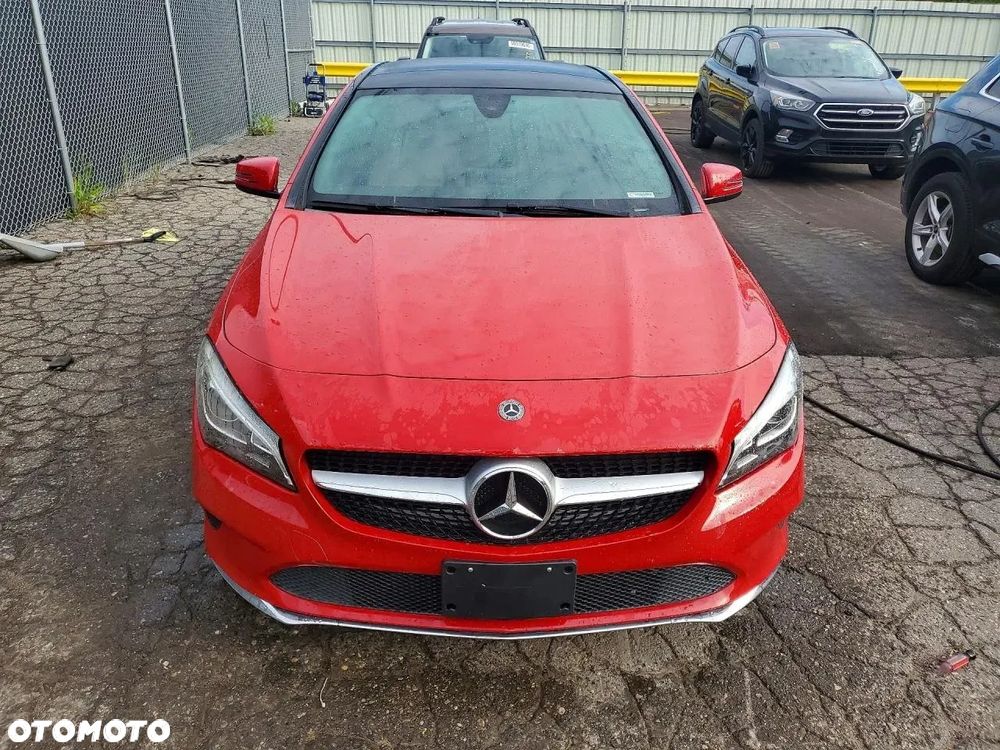 Mercedes-Benz CLA 250 4Matic 7G-DCT AMG Line - 5