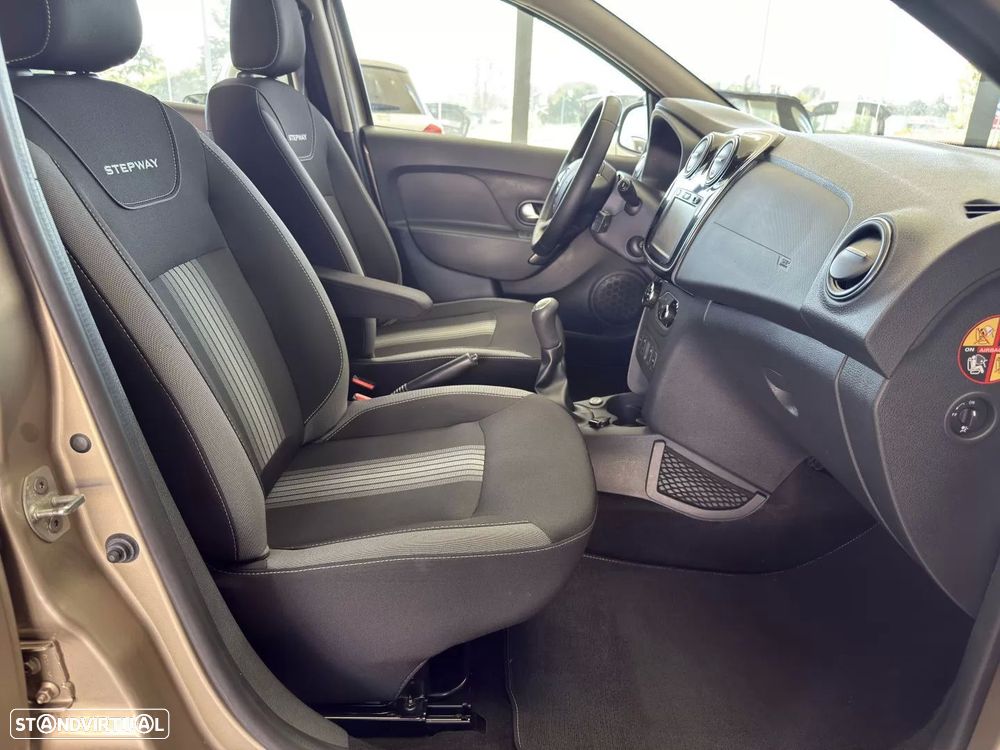 Dacia Sandero 0.9 TCe Stepway Bi-Fuel - 6