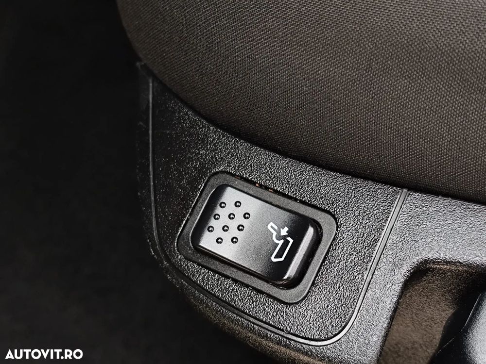 Fiat Tipo - 12